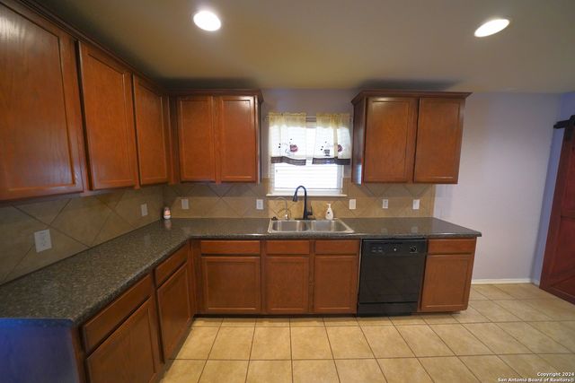 523 Diana, Converse, TX 78109