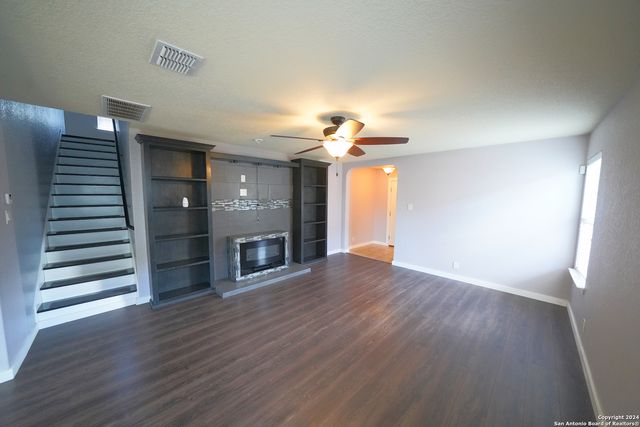 523 Diana, Converse, TX 78109