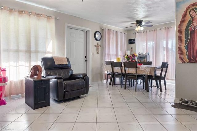 1154 4th WAY, North Fort Myers, FL 33903