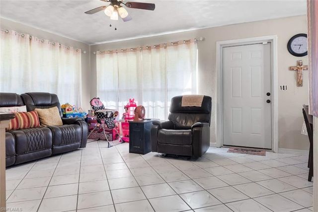 1154 4th WAY, North Fort Myers, FL 33903