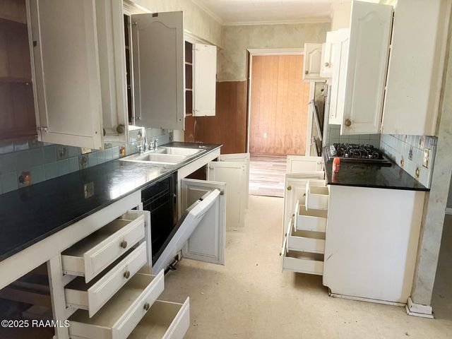 916 Inez Avenue, New Iberia, LA 70560