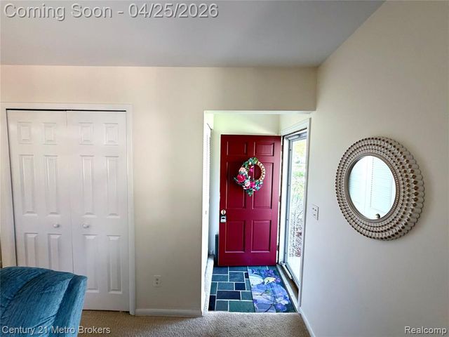 1376 Williamsburg Road, Flint, MI 48507