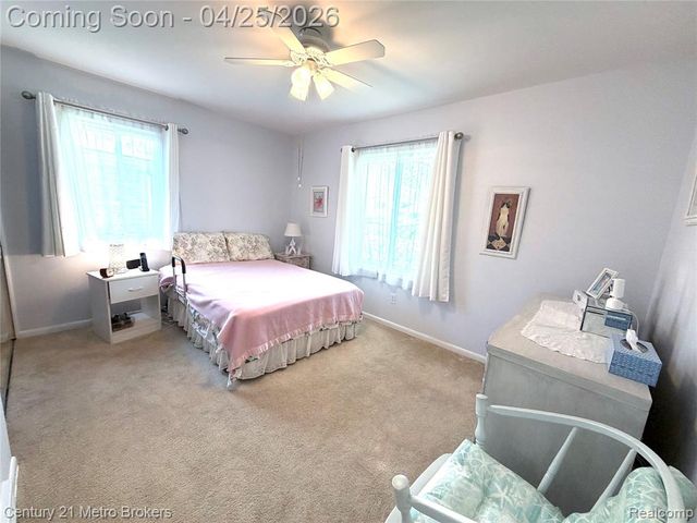 1376 Williamsburg Road, Flint, MI 48507