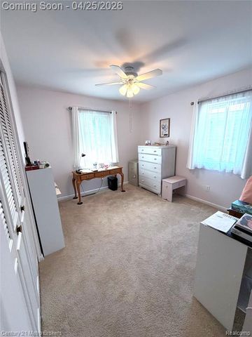1376 Williamsburg Road, Flint, MI 48507
