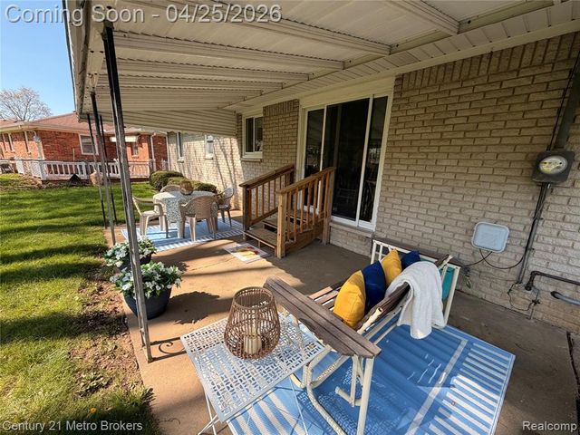 1376 Williamsburg Road, Flint, MI 48507