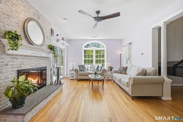 9 Brockway Road, Ellington, CT 06029