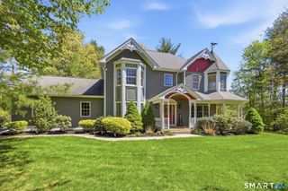 9 Brockway Road, Ellington, CT 06029