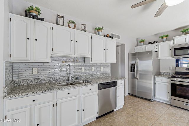 12432 ROBERT DAVID Drive, El Paso, TX 79928