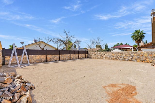 12432 ROBERT DAVID Drive, El Paso, TX 79928