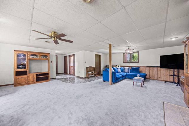 9272 Vigo Street, Crown Point, IN 46307