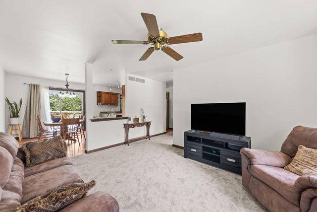 9272 Vigo Street, Crown Point, IN 46307