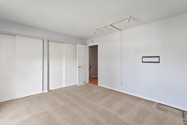 5000 Carriageway Drive 116, Rolling Meadows, IL 60008