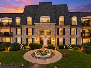 5000 Carriageway Drive 116, Rolling Meadows, IL 60008