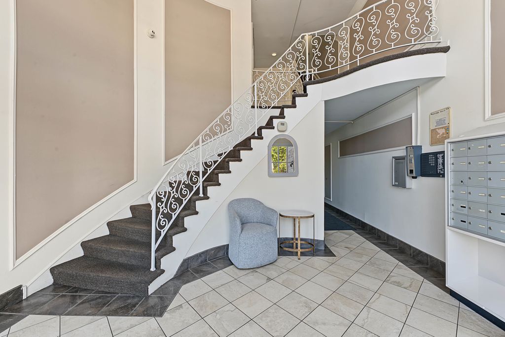 5000 Carriageway Drive 116, Rolling Meadows, IL 60008 — photo 2