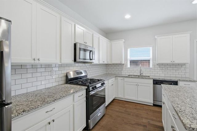 585 Summit Point, Canton, GA 30114