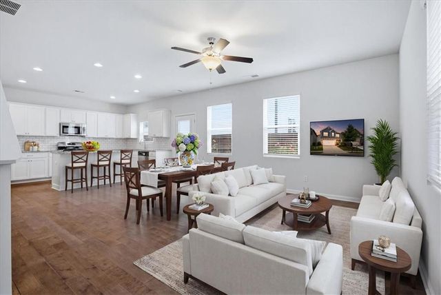 585 Summit Point, Canton, GA 30114