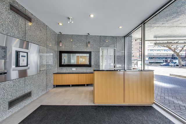 2930 N SHERIDAN Road 2111, Chicago, IL 60657