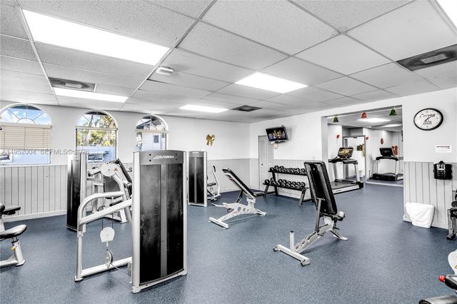 18370 Mediterranean Blvd 1-25, Hialeah, FL 33015