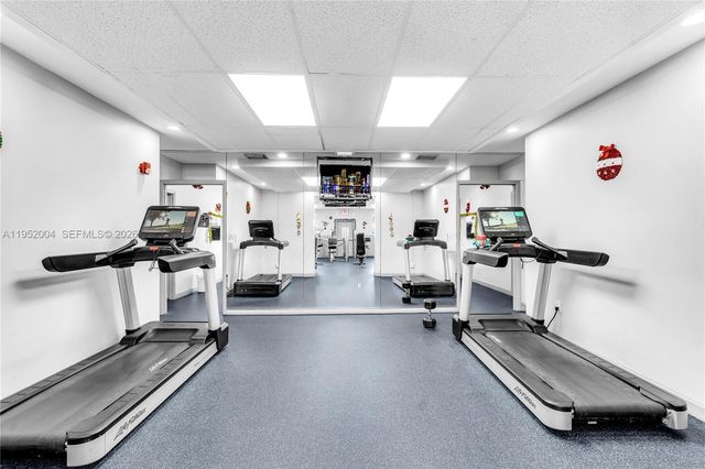 18370 Mediterranean Blvd 1-25, Hialeah, FL 33015