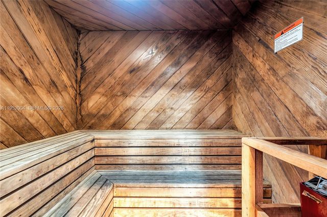 18370 Mediterranean Blvd 1-25, Hialeah, FL 33015