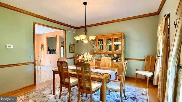26 POLING FARM CT, Belle Mead, NJ 08502