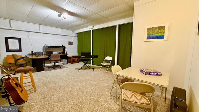 26 POLING FARM CT, Belle Mead, NJ 08502