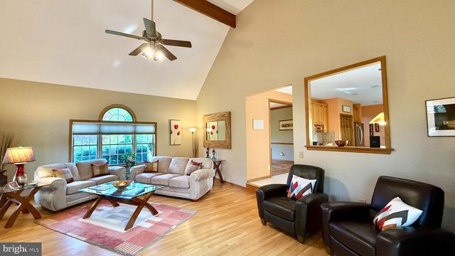 26 POLING FARM CT, Belle Mead, NJ 08502