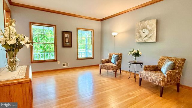 26 POLING FARM CT, Belle Mead, NJ 08502