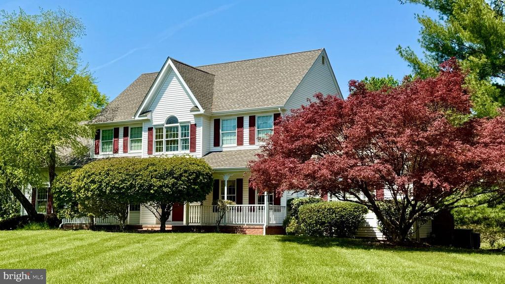 26 POLING FARM CT, Belle Mead, NJ 08502