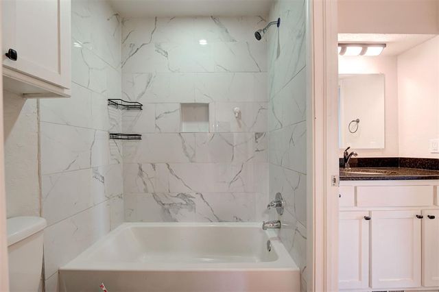 8813 Aaron Drive, Oklahoma City, OK 73132