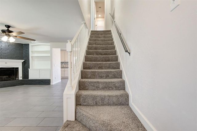 8813 Aaron Drive, Oklahoma City, OK 73132