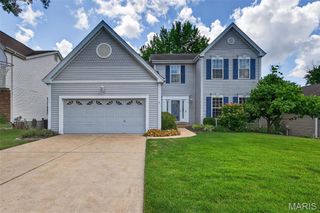 9818 Grantview Forest Drive, St Louis, MO 63123