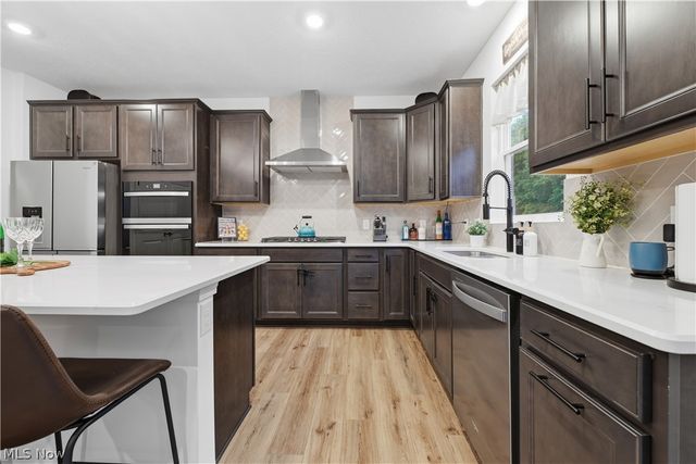 3785 Rachael Lane, Uniontown, OH 44685