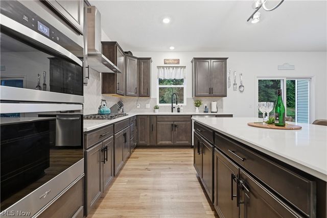 3785 Rachael Lane, Uniontown, OH 44685
