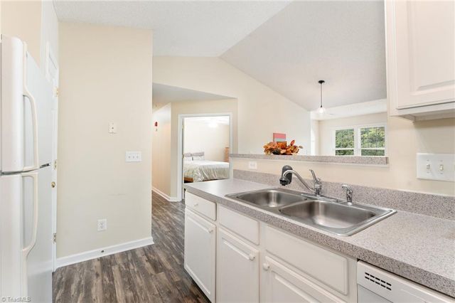 331 Scholastic Court, Winston-salem, NC 27106