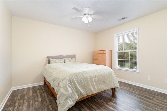 331 Scholastic Court, Winston-salem, NC 27106