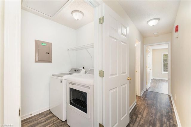 331 Scholastic Court, Winston-salem, NC 27106
