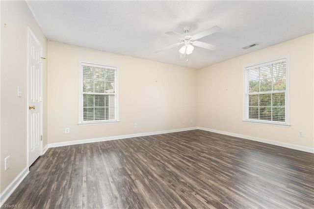 331 Scholastic Court, Winston-salem, NC 27106