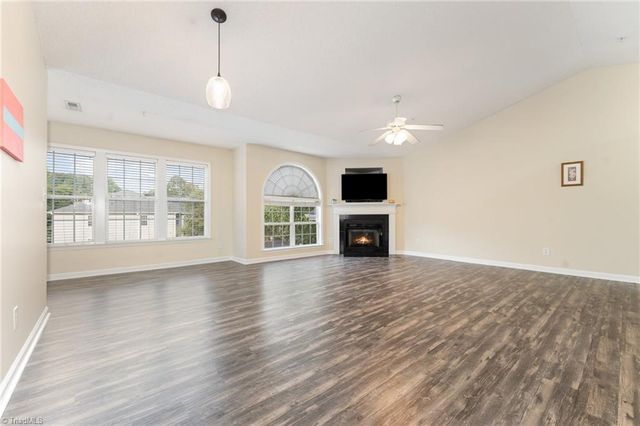 331 Scholastic Court, Winston-salem, NC 27106