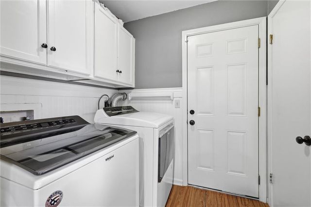 10718 W 102nd Street, Overland Park, KS 66214