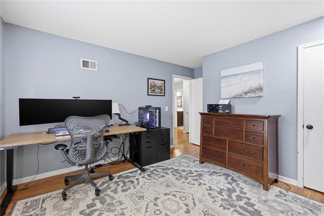10718 W 102nd Street, Overland Park, KS 66214