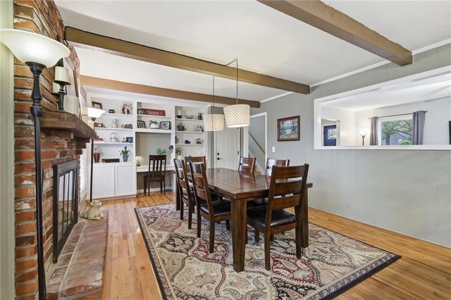 10718 W 102nd Street, Overland Park, KS 66214