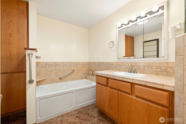 6618 196th Street SE, Snohomish, WA 98296