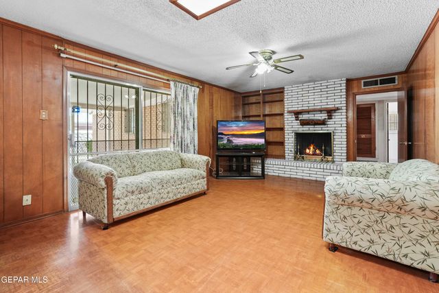 8321 CIELO VISTA Drive, El Paso, TX 79925
