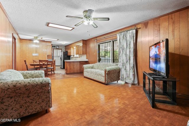 8321 CIELO VISTA Drive, El Paso, TX 79925