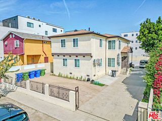 1349 W 35th Place, Los Angeles, CA 90007