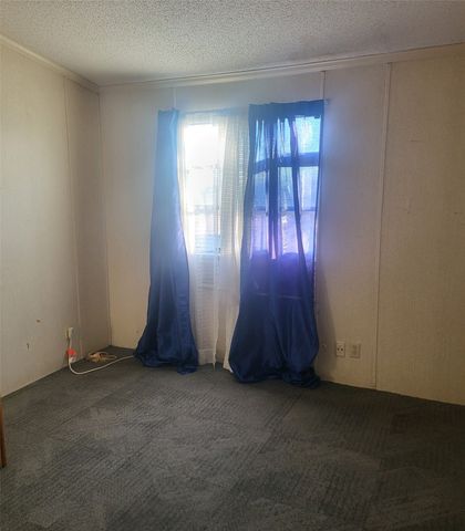 548 E US Highway 69, Point, TX 75472