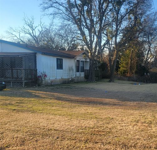 548 E US Highway 69, Point, TX 75472