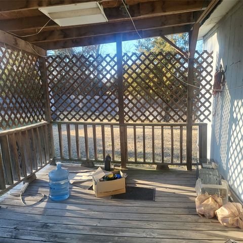 548 E US Highway 69, Point, TX 75472