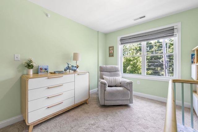 30 Webster St 4, Needham, MA 02494